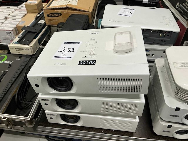Diverse videoprojectors (3x) - afbeelding 2 van  3