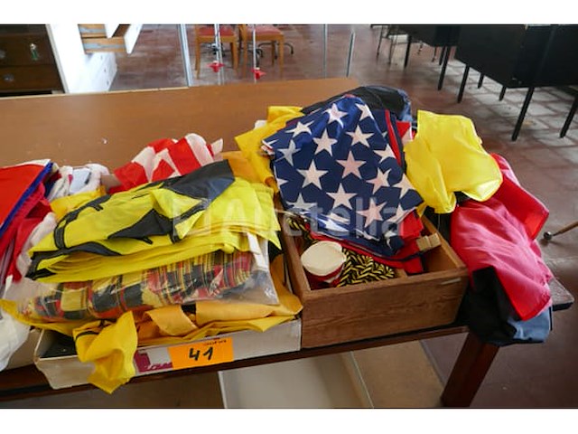 Diverse vlaggen - afbeelding 2 van  7