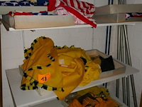 Diverse vlaggen - afbeelding 1 van  4