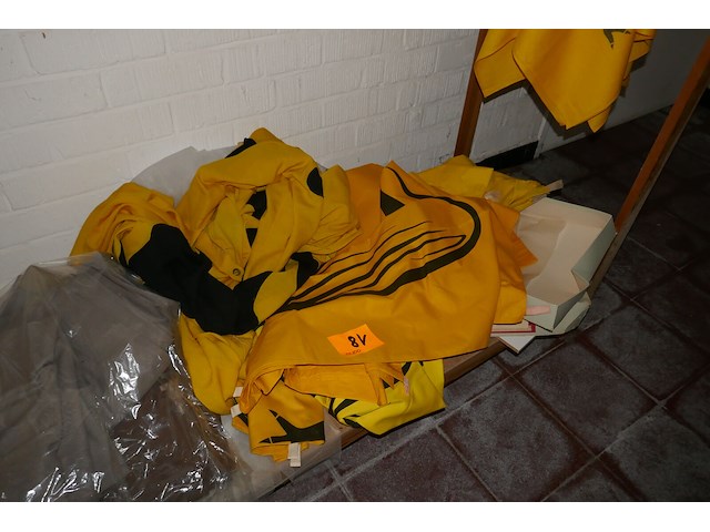 Diverse vlaggen - afbeelding 2 van  4