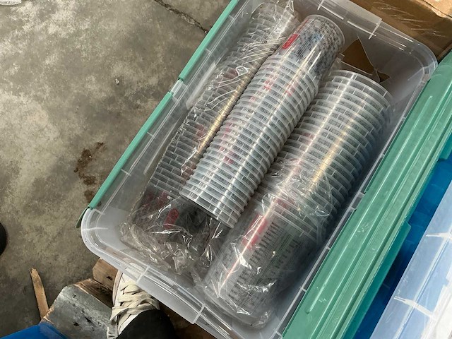 Diverse vloeistoffen - afbeelding 8 van  16