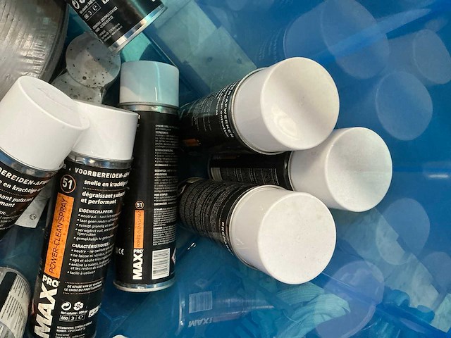 Diverse vloeistoffen - afbeelding 12 van  16