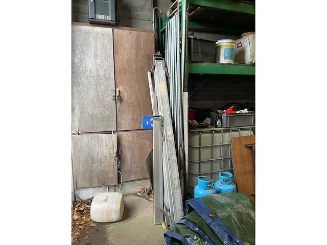 Diverse vrachtwagen opspanklemmen - afbeelding 1 van  4