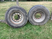 Diverse vrachtwagenbanden 385/65r22.5 (2x) - afbeelding 1 van  5