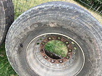 Diverse vrachtwagenbanden 385/65r22.5 (2x) - afbeelding 4 van  5