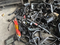 Diverse vrachtwagenonderdelen - afbeelding 5 van  7