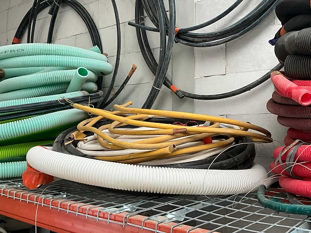 Diverse wacht/waterbuizen - afbeelding 3 van  9