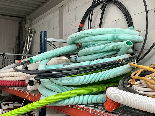 Diverse wacht/waterbuizen - afbeelding 4 van  9