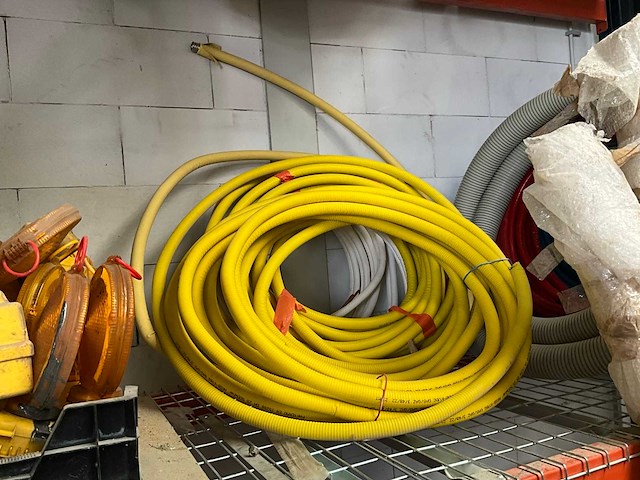 Diverse wacht/waterbuizen - afbeelding 7 van  9