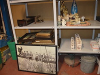 Diverse wandversieringen, diverse beeldjes, allerlei - afbeelding 4 van  42