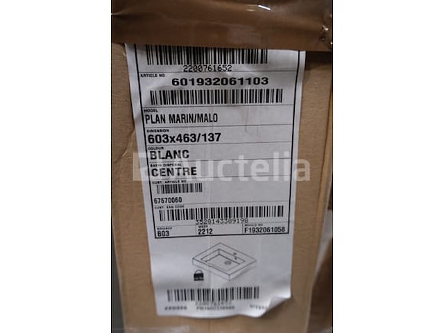 Diverse wastafels en douchebaden - afbeelding 7 van  9