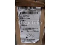 Diverse wastafels en douchebaden - afbeelding 7 van  9