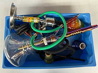 Diverse waterpijpen - afbeelding 2 van  4