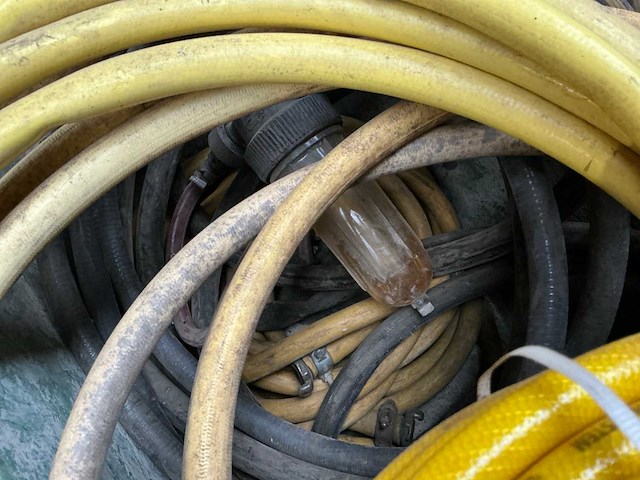 Diverse waterslangen (4x) - afbeelding 5 van  5