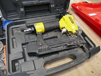 Diverse werf items - afbeelding 2 van  5