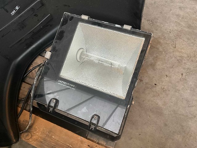 Diverse werflampen (2x) waaronder lanzini - afbeelding 1 van  10