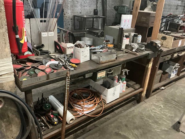 Diverse werkbanken (2x) - afbeelding 5 van  8