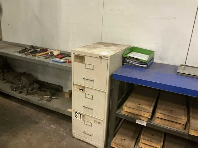 Diverse werkbanken (3x) - afbeelding 6 van  7