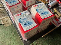 Diverse werkgereedschappen/matrialen - afbeelding 12 van  31