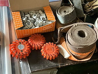 Diverse werkgereedschappen/matrialen - afbeelding 9 van  31