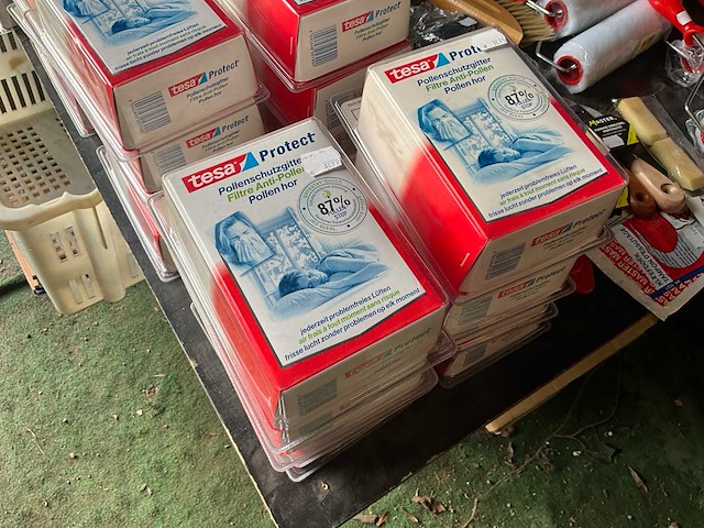 Diverse werkgereedschappen/matrialen - afbeelding 8 van  31