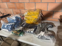Diverse werkkleding - afbeelding 1 van  14
