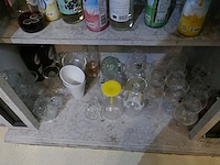 Diverse wijn-limonade en bierglazen - afbeelding 4 van  5