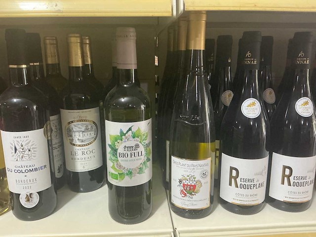 Diverse wijnen (720x) - afbeelding 25 van  27