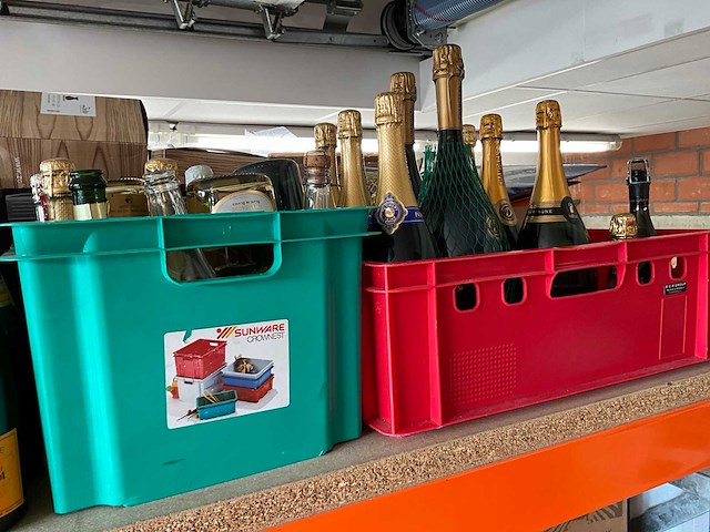 Diverse wijnen - afbeelding 8 van  23