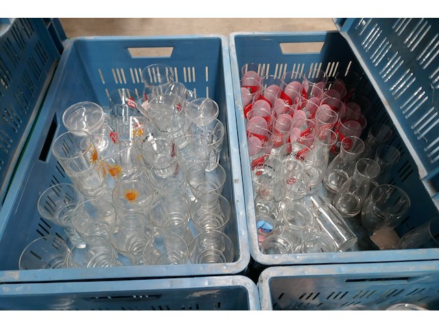 Diverse wijnglazen en aperospritz glazen - afbeelding 9 van  10
