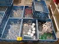 Diverse wijnglazen, limonade en schuimwijnglazen glazen - afbeelding 1 van  5