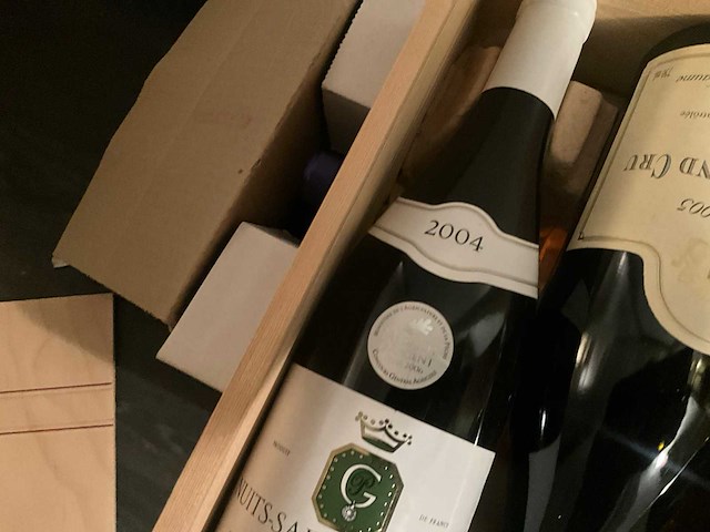 Diverse witte wijn geschenkpakket in kist - 3 flessen - afbeelding 4 van  8