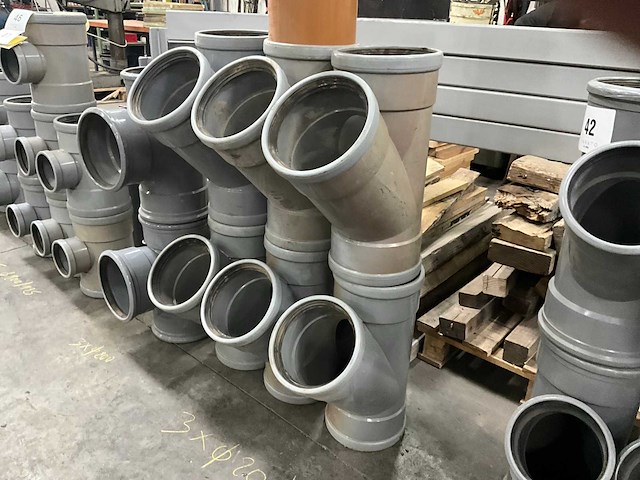 Diverse y-verbindingsstukken benor/uponor (9x) - afbeelding 6 van  12