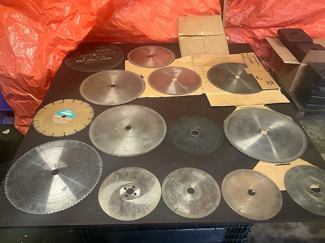 Diverse zaagbladen - afbeelding 1 van  8