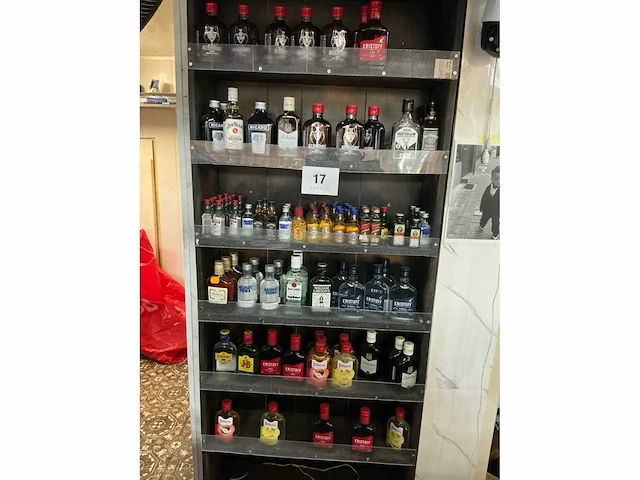 Diverse zakflesjes en mini’s geestrijke dranken (89x) - afbeelding 4 van  4