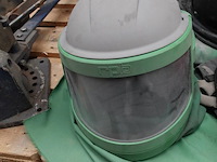 Diverse zandstraalhelmen - afbeelding 4 van  6