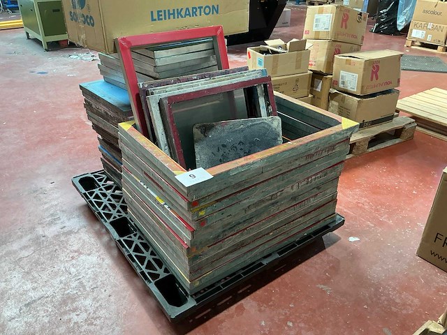 Diverse zeefdrukframes (45x) - afbeelding 1 van  5