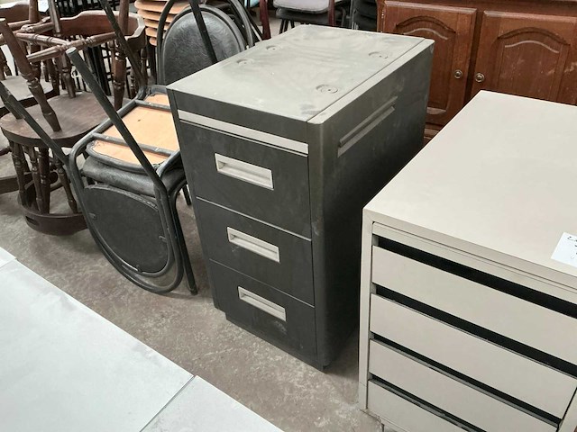 Diverseladenkast (2x) - afbeelding 1 van  1