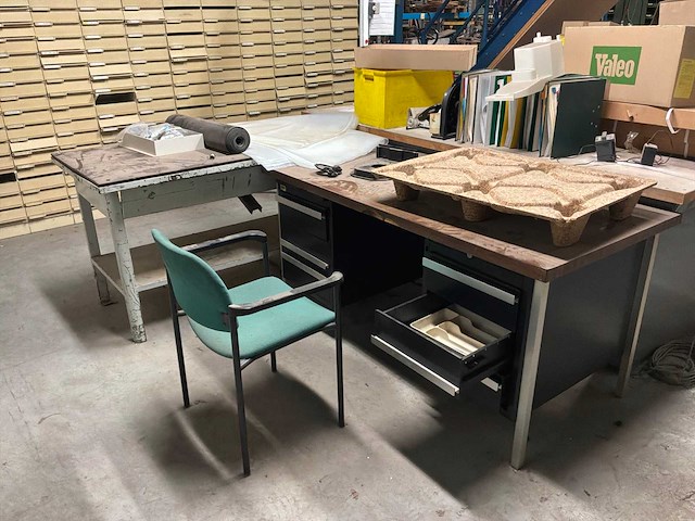 Diversen bureau - afbeelding 7 van  7