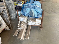 Diversen kunststof verluchtingskanalen en toebehoren - afbeelding 2 van  3