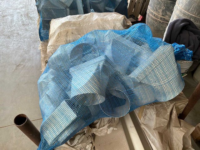 Diversen kunststof verluchtingskanalen en toebehoren - afbeelding 3 van  3