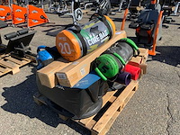 Diversen mix crossfit materiaal krachtstation - afbeelding 1 van  8