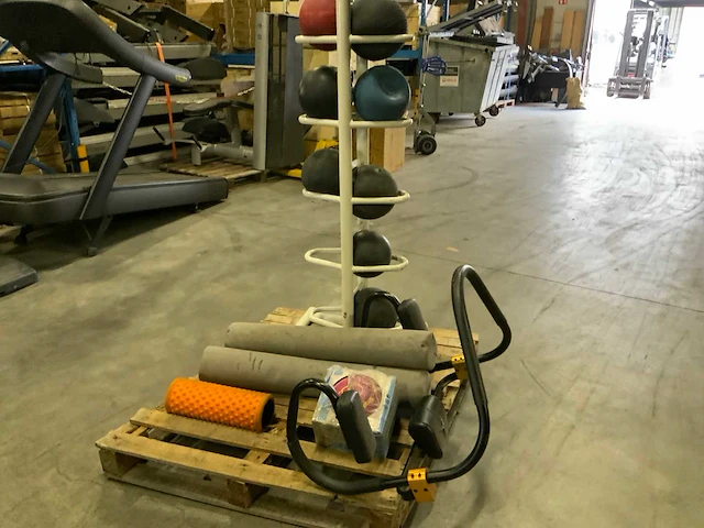 Diversen mix pallet krachtstation - afbeelding 3 van  5