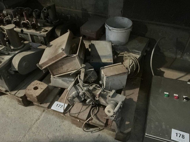 Diversen - afbeelding 1 van  9