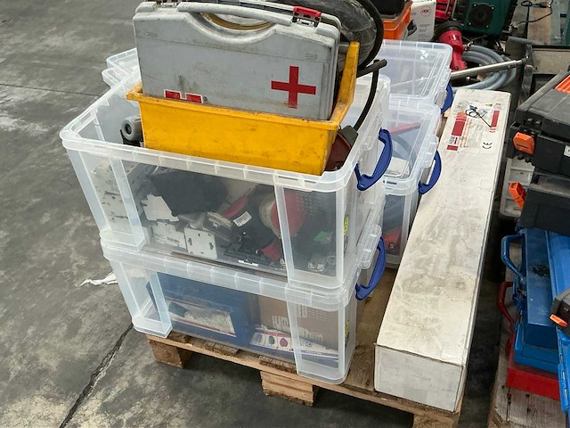 Diversen - afbeelding 3 van  11