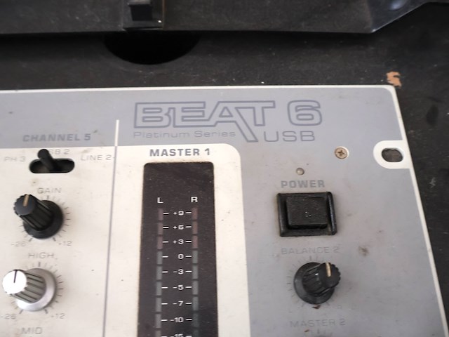 Dj booth - afbeelding 2 van  12