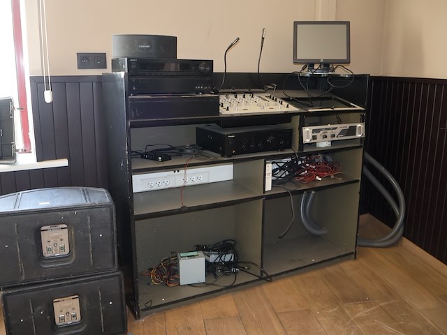 Dj booth - afbeelding 1 van  12