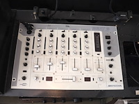 Dj booth - afbeelding 7 van  12