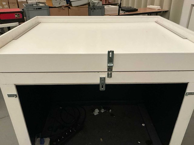 Dj-booth - afbeelding 4 van  4