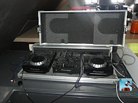 Dj-draaitafel met flightcase - afbeelding 1 van  10